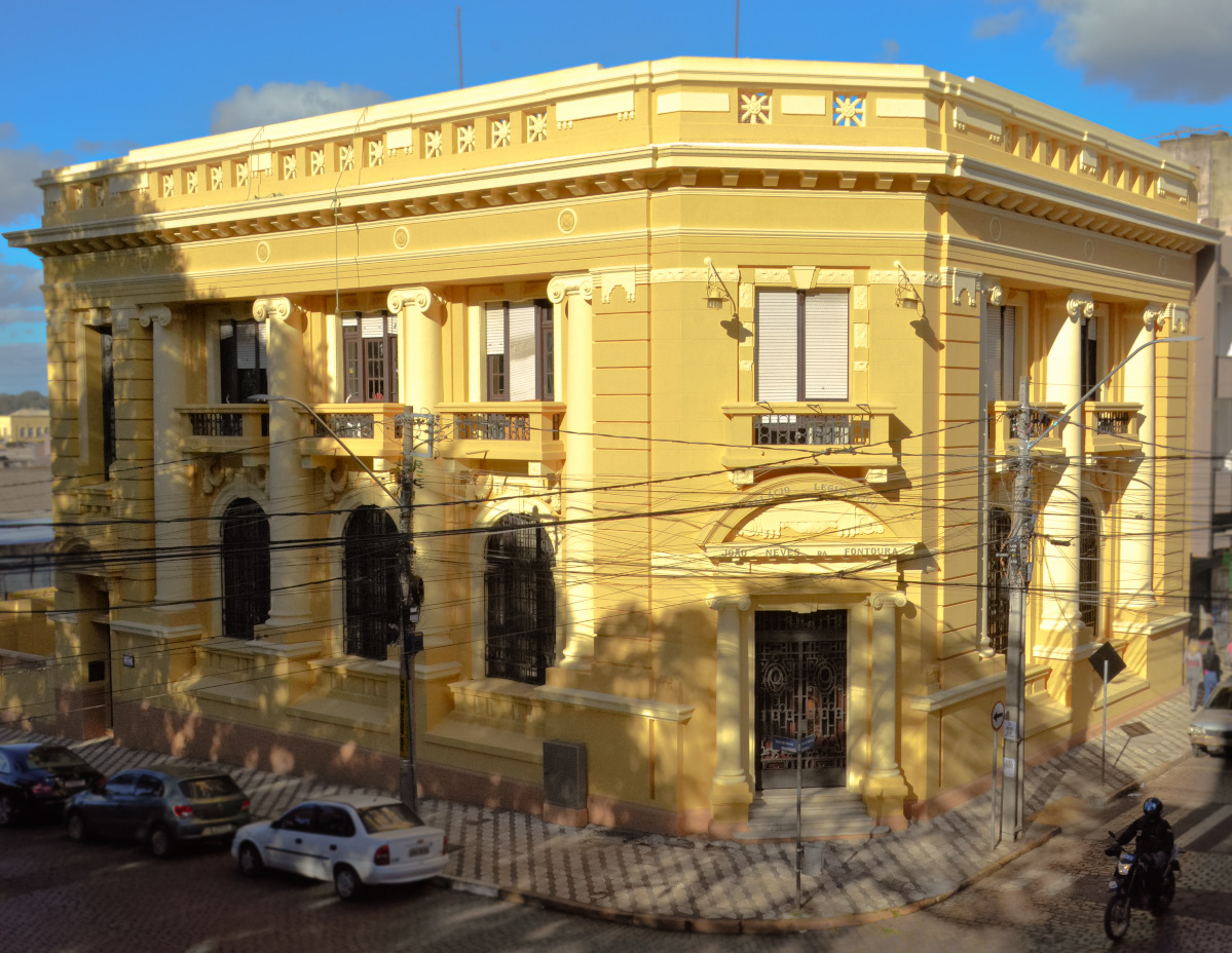 Fachada atual do Prédio do Legislativo - Palácio João Neves da Fontoura.