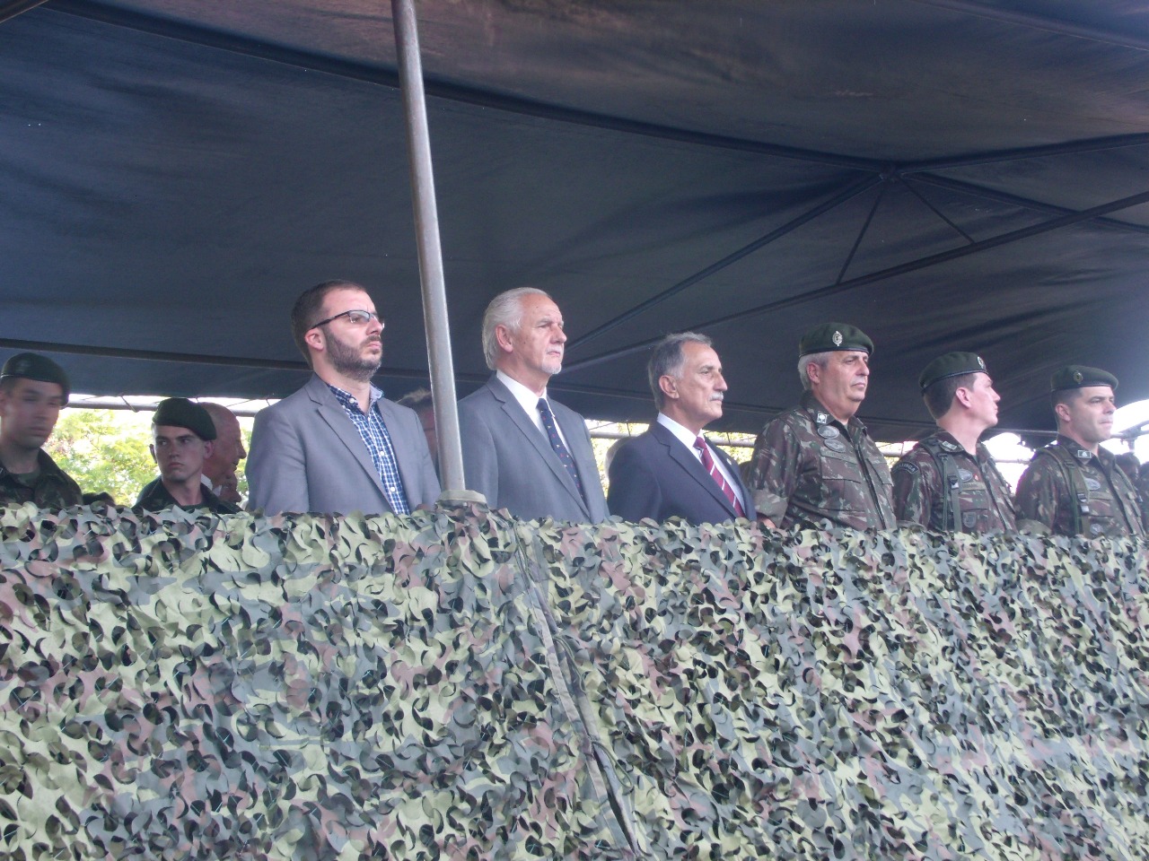 Presidente da Câmara prestigia troca de comando no 3º BE Cmb.