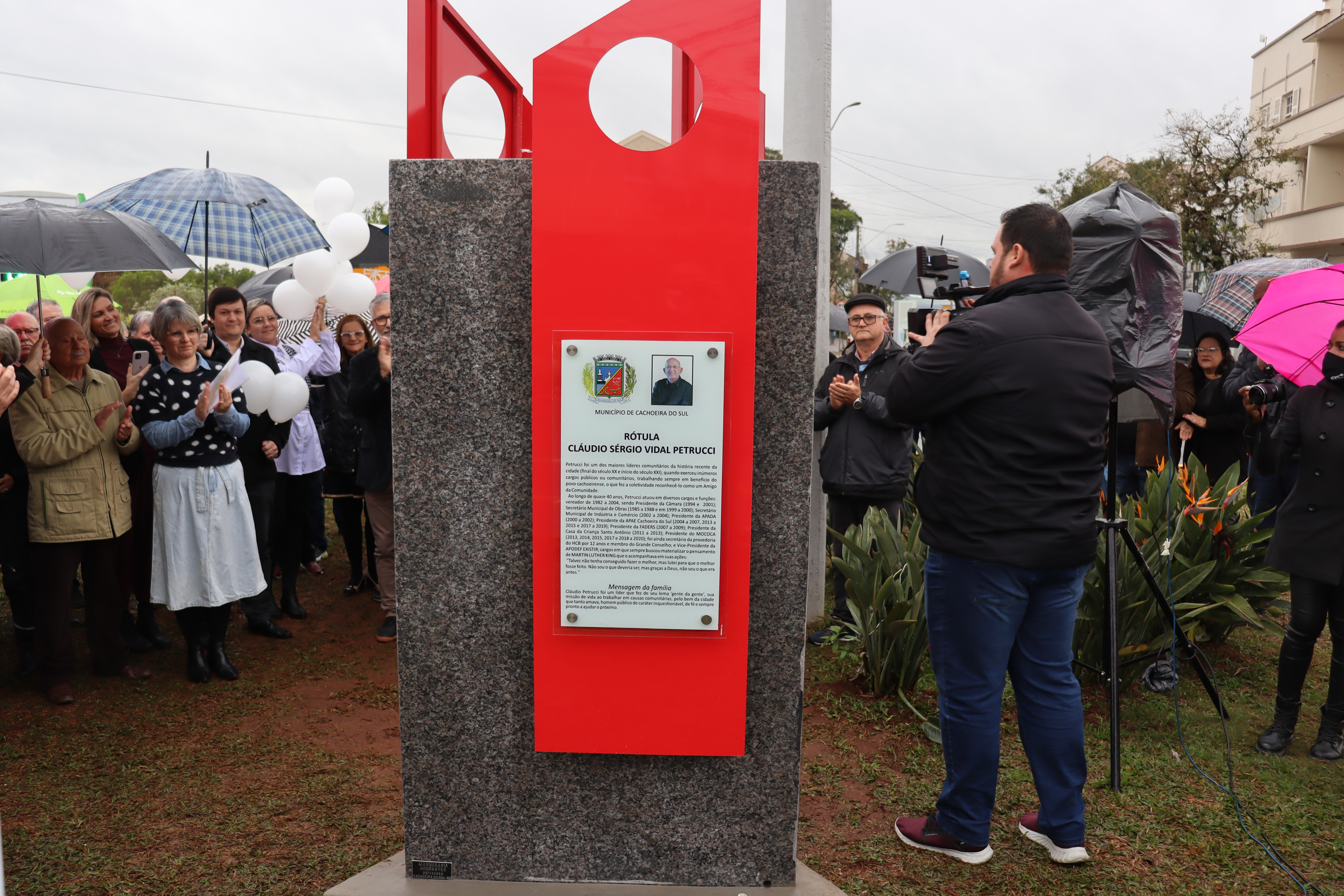 Inaugurada Rótula Cláudio Petrucci