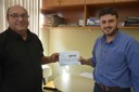 Cornelli recebe presidente da Associação de Moradores do Bairro Vale do Sol - Funcap.